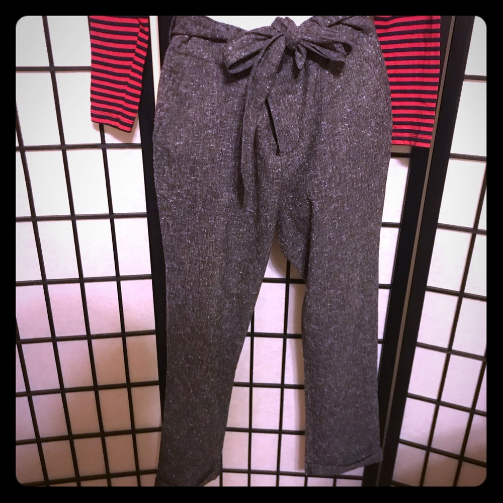High waisted tie front grey crops!